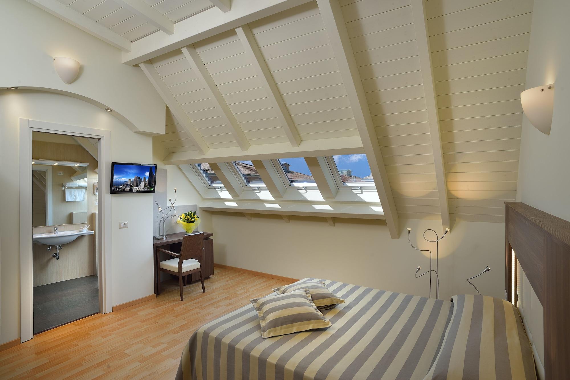 Astor Hotel Bologna Ngoại thất bức ảnh