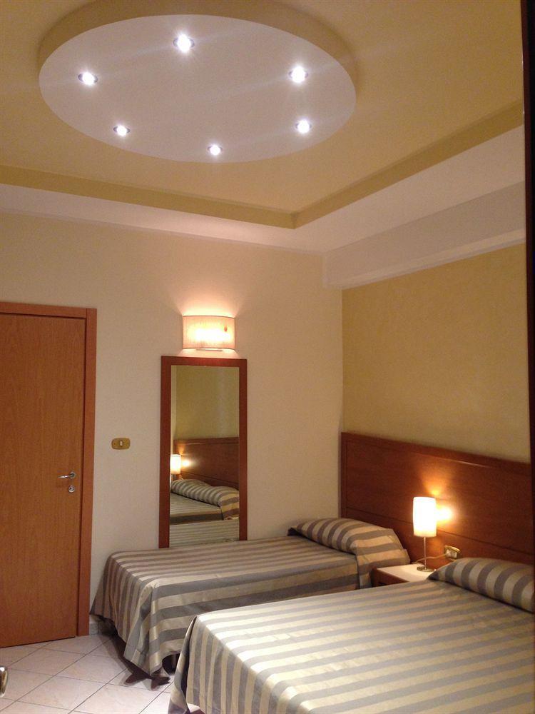 Astor Hotel Bologna Ngoại thất bức ảnh