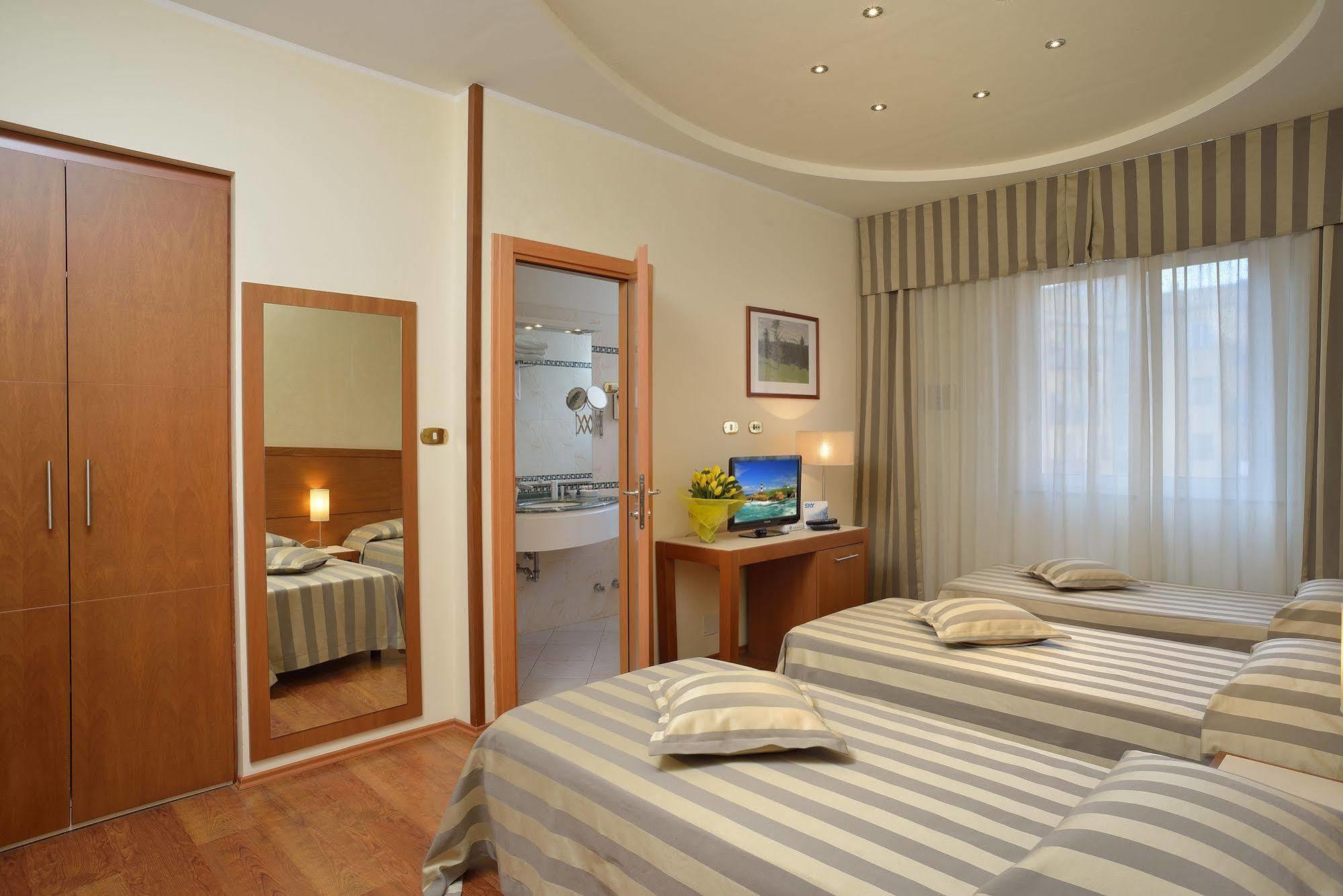Astor Hotel Bologna Ngoại thất bức ảnh