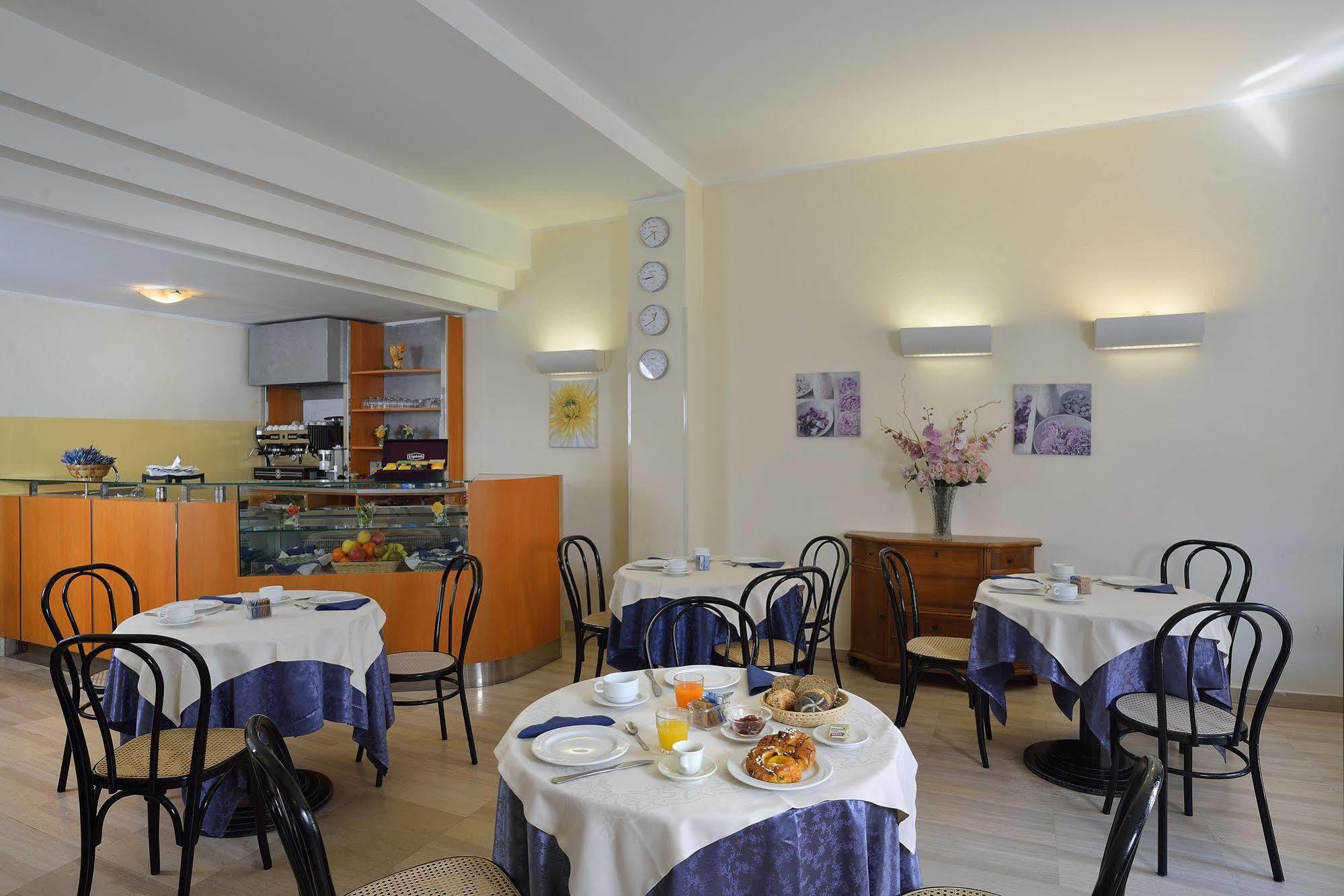 Astor Hotel Bologna Ngoại thất bức ảnh